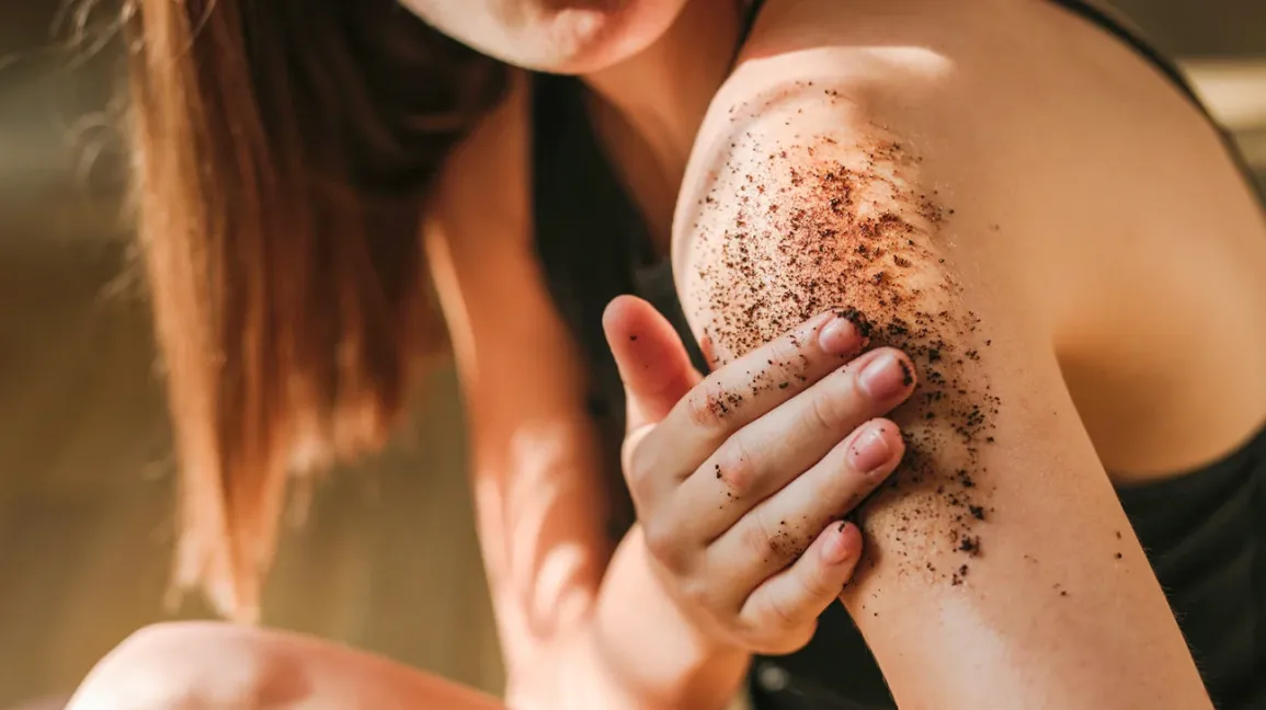 Body Scrubs (Salt, Sugar, Coffee)