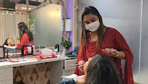 The freelance stylist solo salon