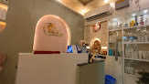 Raju Makeovers & Makeup Studio