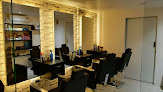 Hairdos unisex saloon