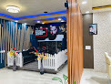 Wiggle's Luxury Salon