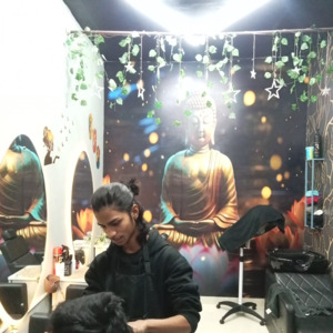 Aura Unisex Salon