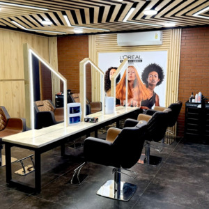 Green Trends Unisex Hair & Style Salon