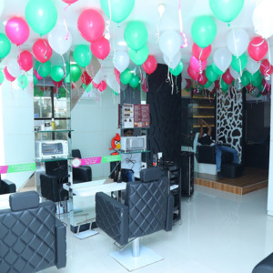 Green Trends Unisex Salon, Gurunanakcolony, Vijayawada