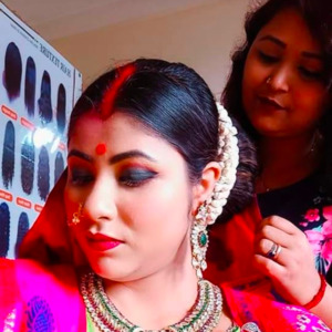 Royal Unisex Salon & Makeup Academy
