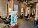 Looks Salon, Regal Building, Connaught Place