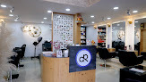 Derma 24 Salon & Clinic