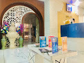 Skylin Makeover & Unisex Salon - By Kartiki Joshi