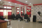Tia'z unisex Hair Beauty & Spa Salon