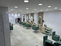 Lumina Locks Unisex Salon