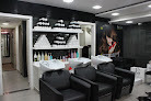 Looks Salon, East Patel Nagar